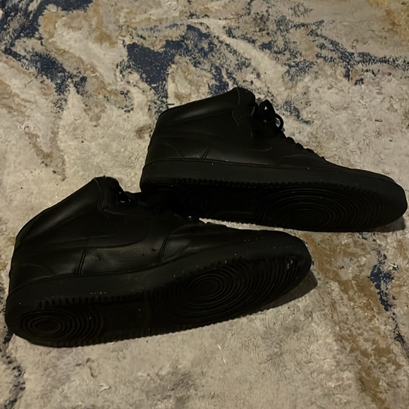 Black Leather Nike Sneakers - Picture 1 of 5